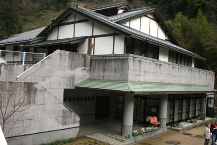 河辺歴史民俗資料館